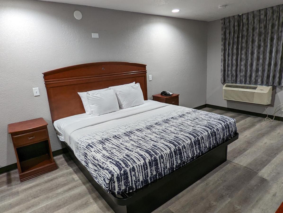 Okc Hotel Oklahoma City Bagian luar foto